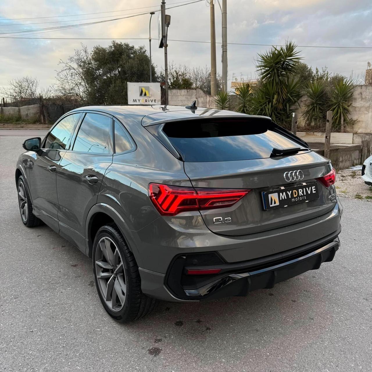 Audi Q3 SPB 40 TDI quattro S tronic S line edition