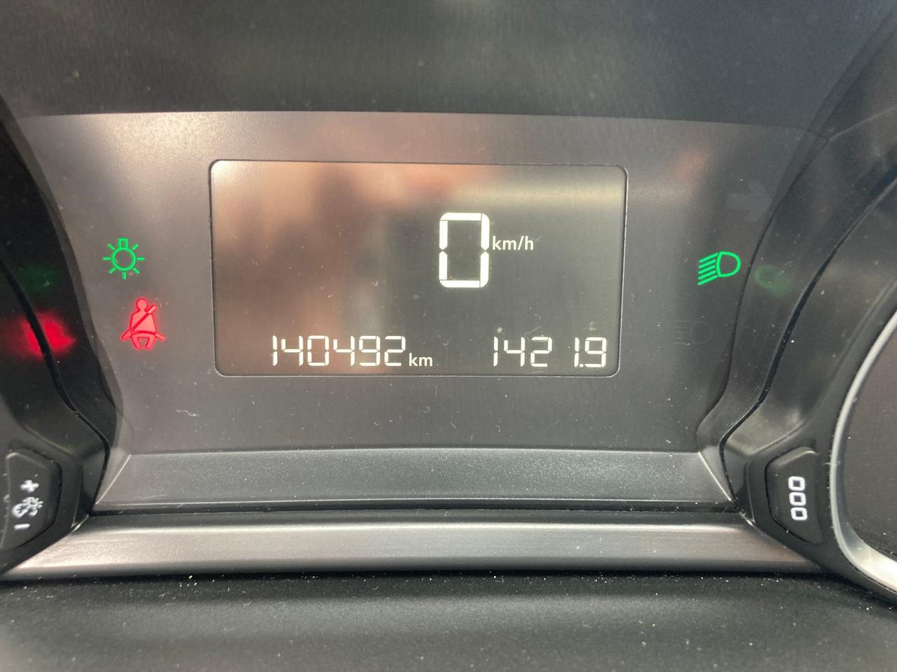 Peugeot 308 SW 1.6 Blue HDI 100 #7526