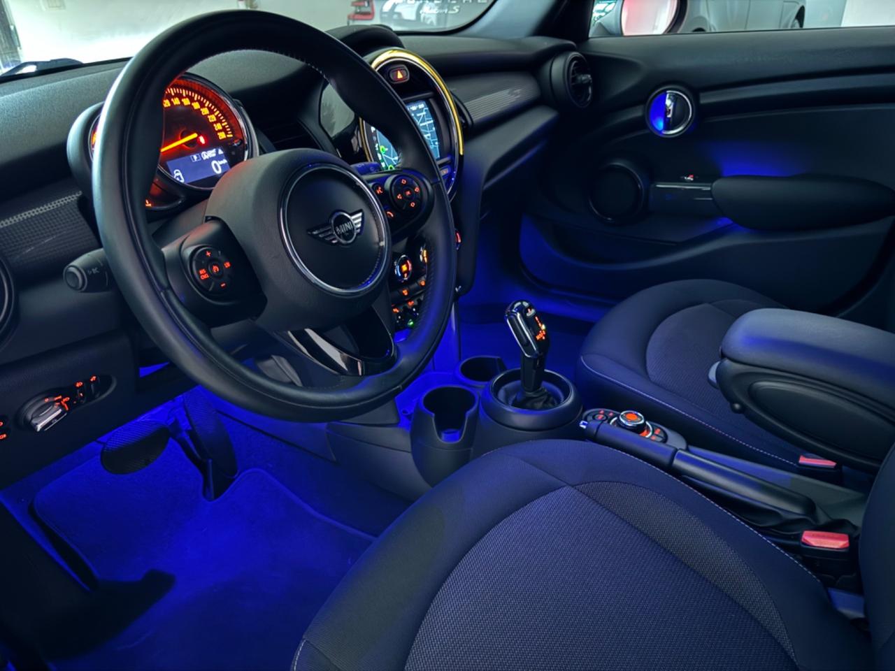 Mini Mini 1.5 Cooper D AUTOMATIC