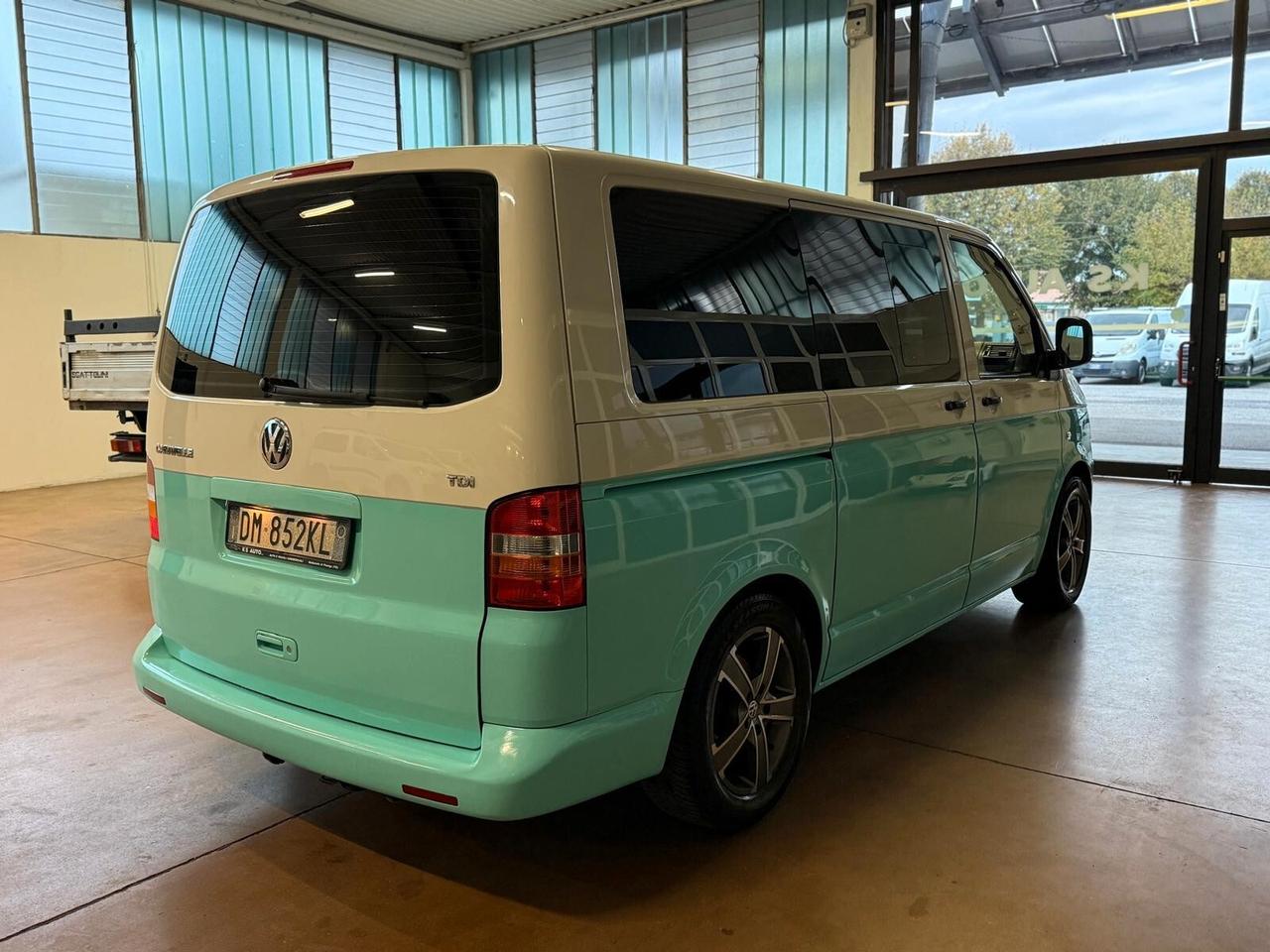 Volkswagen Transporter Caravelle T5 2.5 TDI/130CV PC