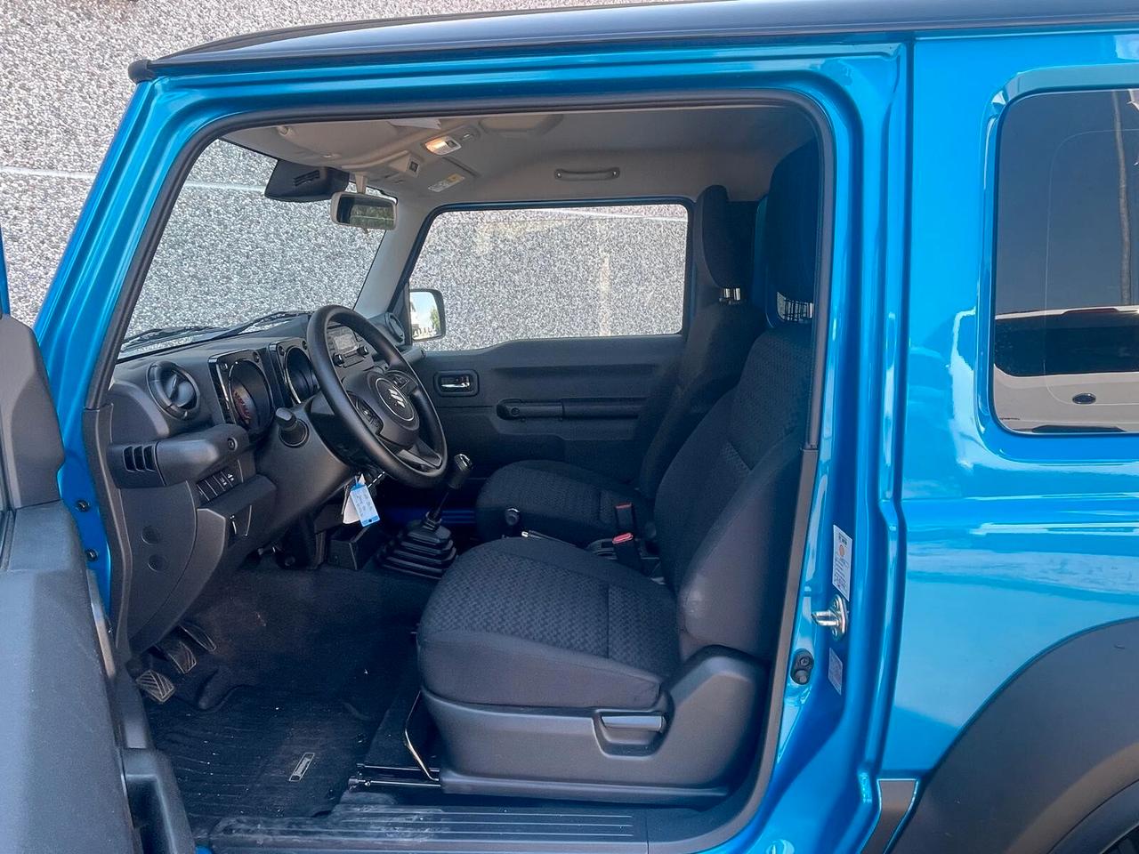 Suzuki Jimny 1.5 5MT PRO (N1)