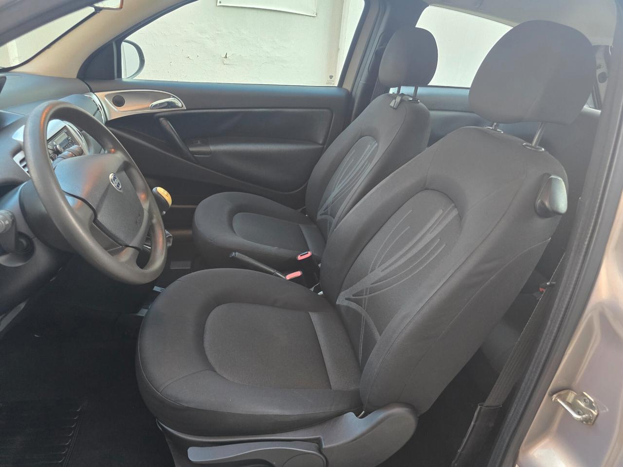 Lancia Ypsilon 1.2 69 CV GPL