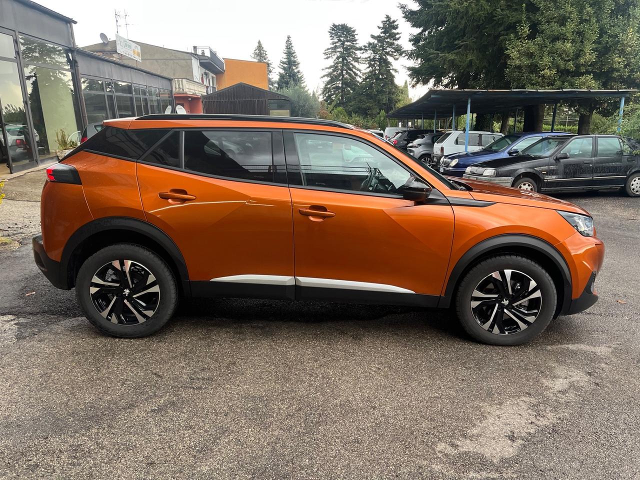Peugeot 2008 BlueHDi 130 EAT8 Allure-Km101000-
