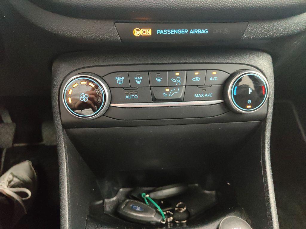 FORD Fiesta 7ª serie - Fiesta 1.1 75 CV GPL 5 porte Titanium