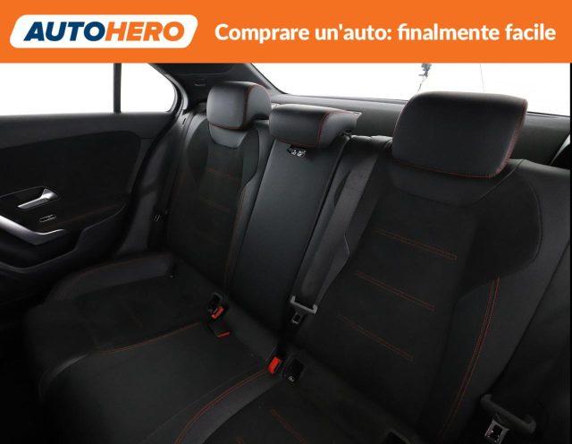 MERCEDES-BENZ A 180 Automatic Premium