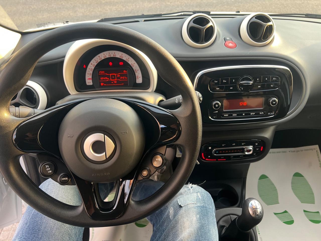 Smart ForFour 70 1.0 Passion