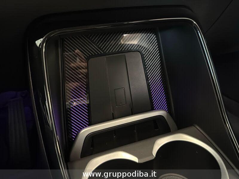 BMW X1 U11 sdrive20i mhev 48V X-Line auto