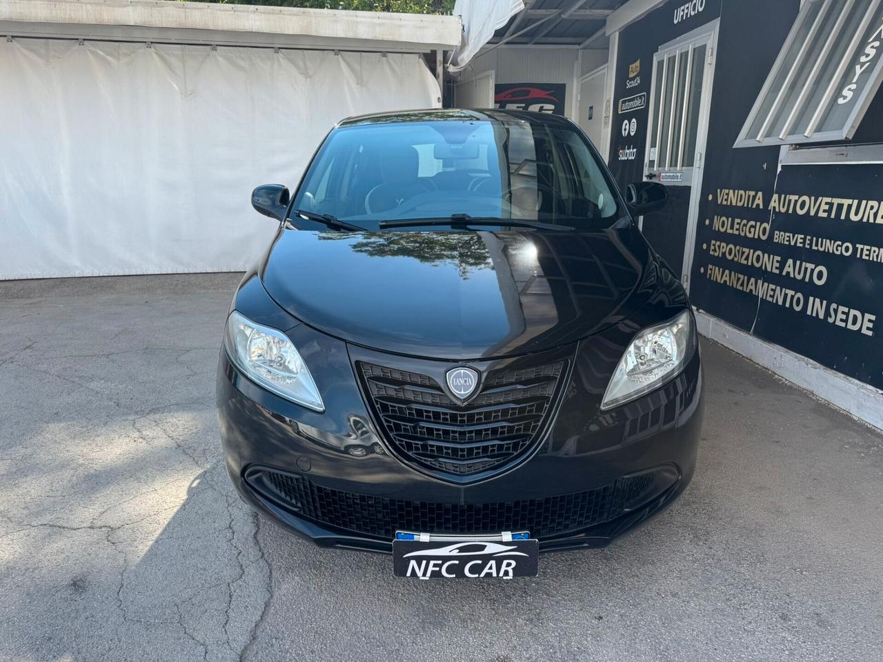 Lancia Ypsilon 5 porte Metano Ecochic Elefantino