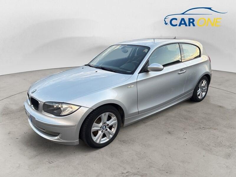 BMW Serie 1 118d cat 3 porte Attiva DPF