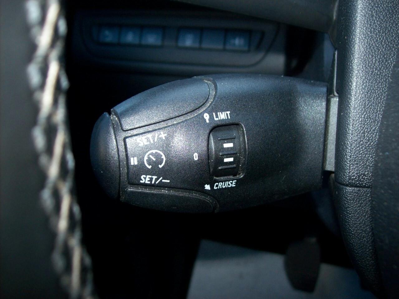 Peugeot 2008 1.6 BlueHDi 120CV S&S Allure