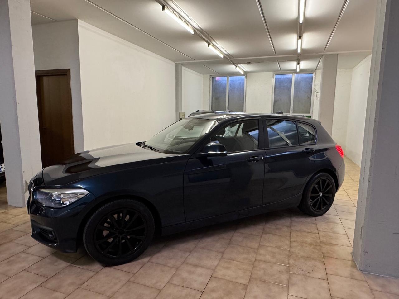 Bmw 118d xDrive 5p. Urban