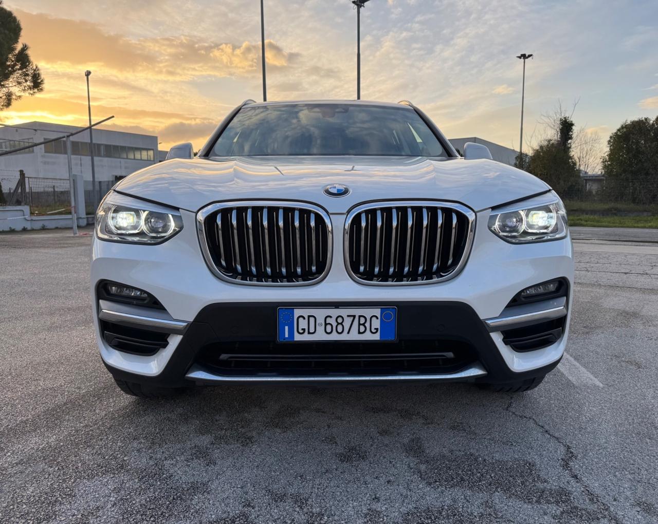 Bmw X3 sDrive18d xLine