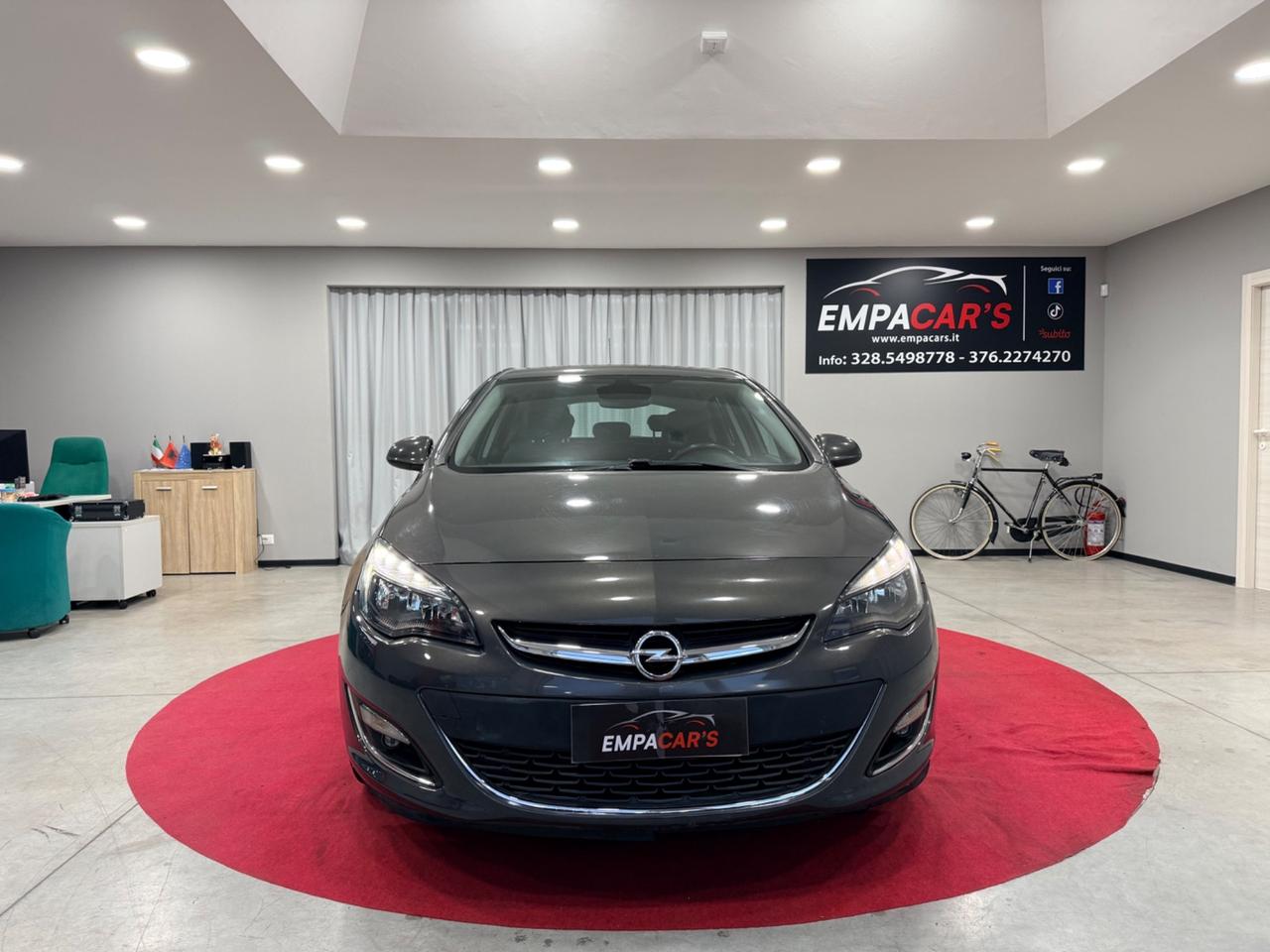 Opel Astra 2.0 CDTI 165CV 5 Porte Cosmo
