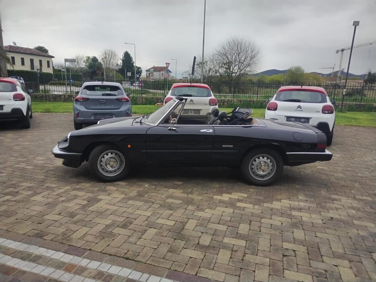 Alfa Romeo Spider 2.0 carburatori