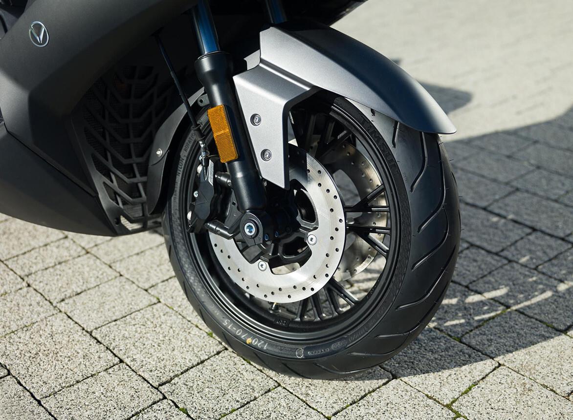NERVA EXE MAXI SCOOTER ELETTRICO