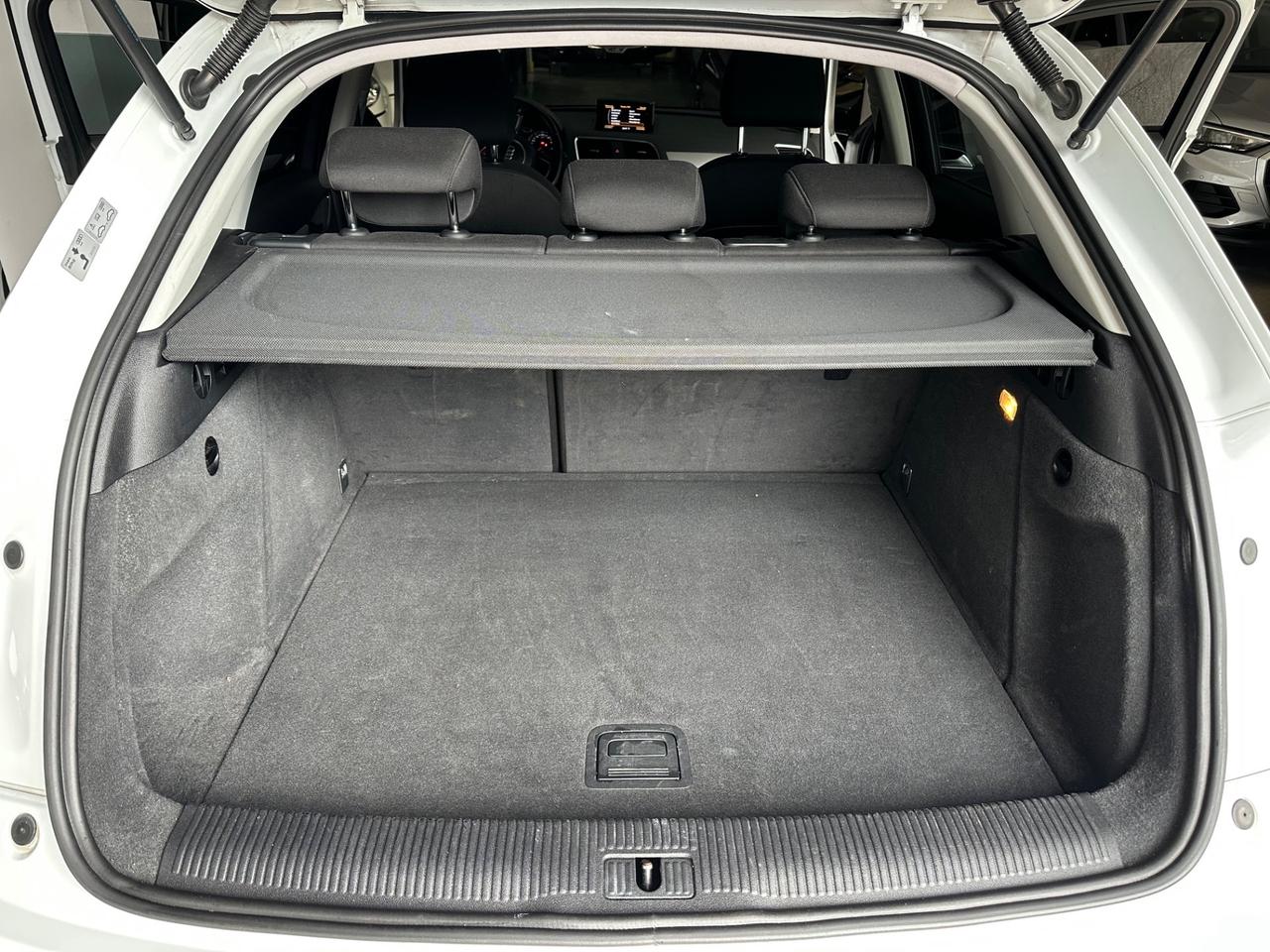 Audi Q3 2.0 TDI 140cv S Line - TETTO APRIBILE