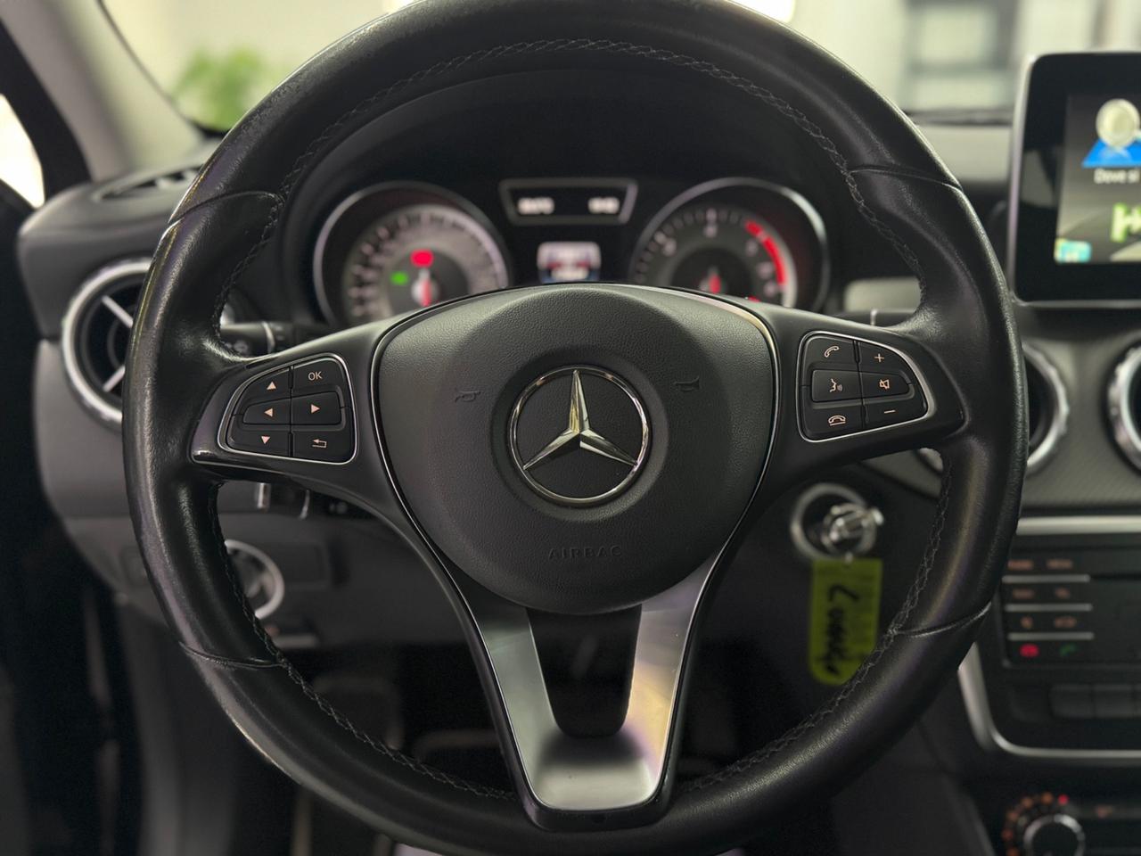 Mercedes-benz GLA 200 d Automatic Premium