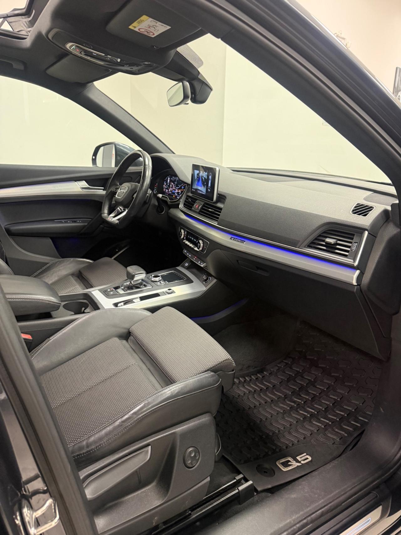 Audi Q5 40 TDI quattro S tronic line plus