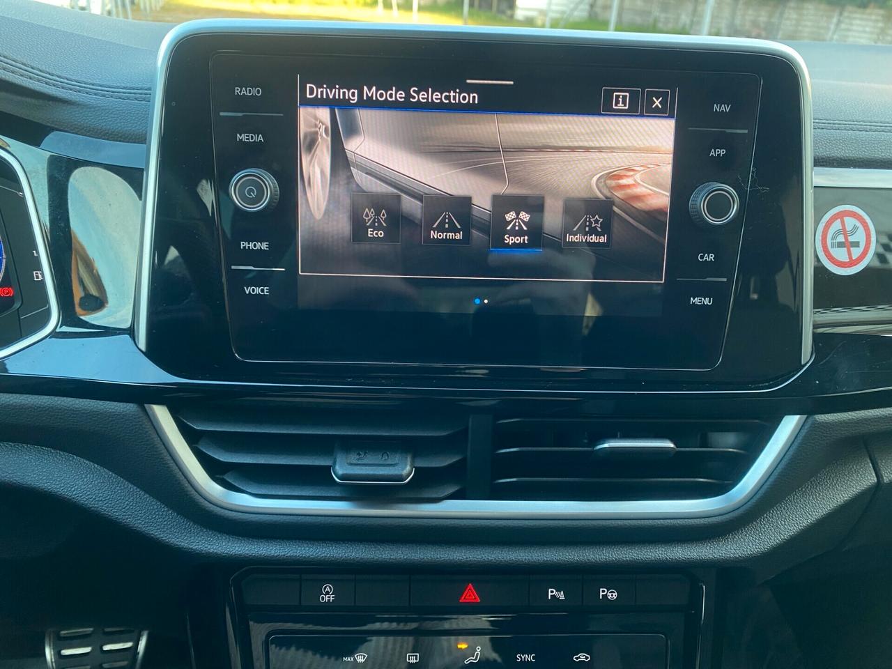 Volkswagen T-Roc 2.0 TDI 150 CV DSG 4MOTION R-Line