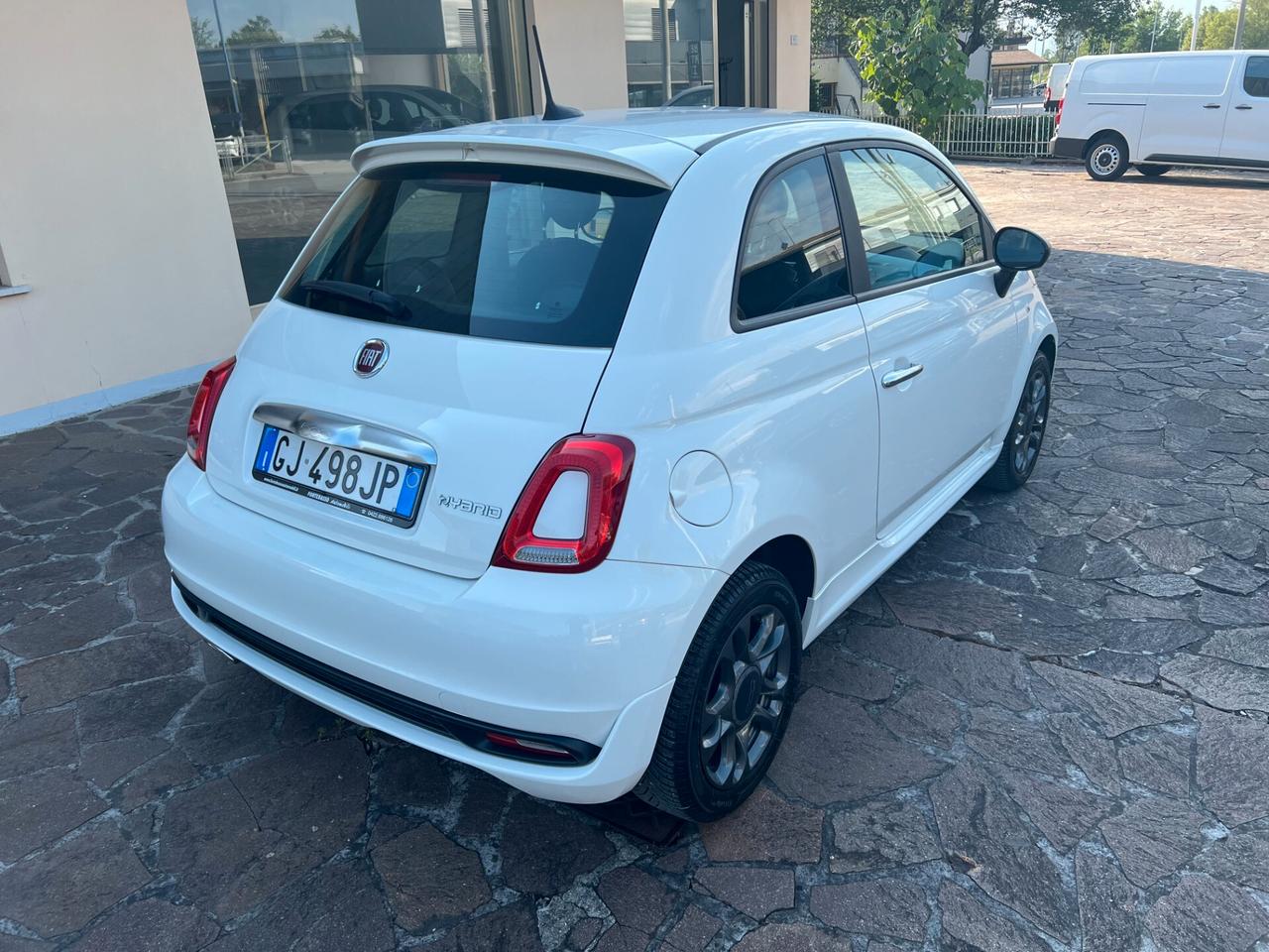 Fiat 500 1.0 Hybrid Connect