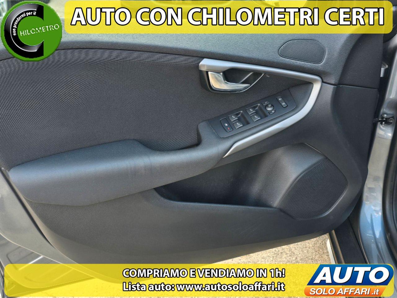 Volvo V40 2.0 D2 GEARTRONIC EURO6D CAMBIO AUTOMATICO/NAVI