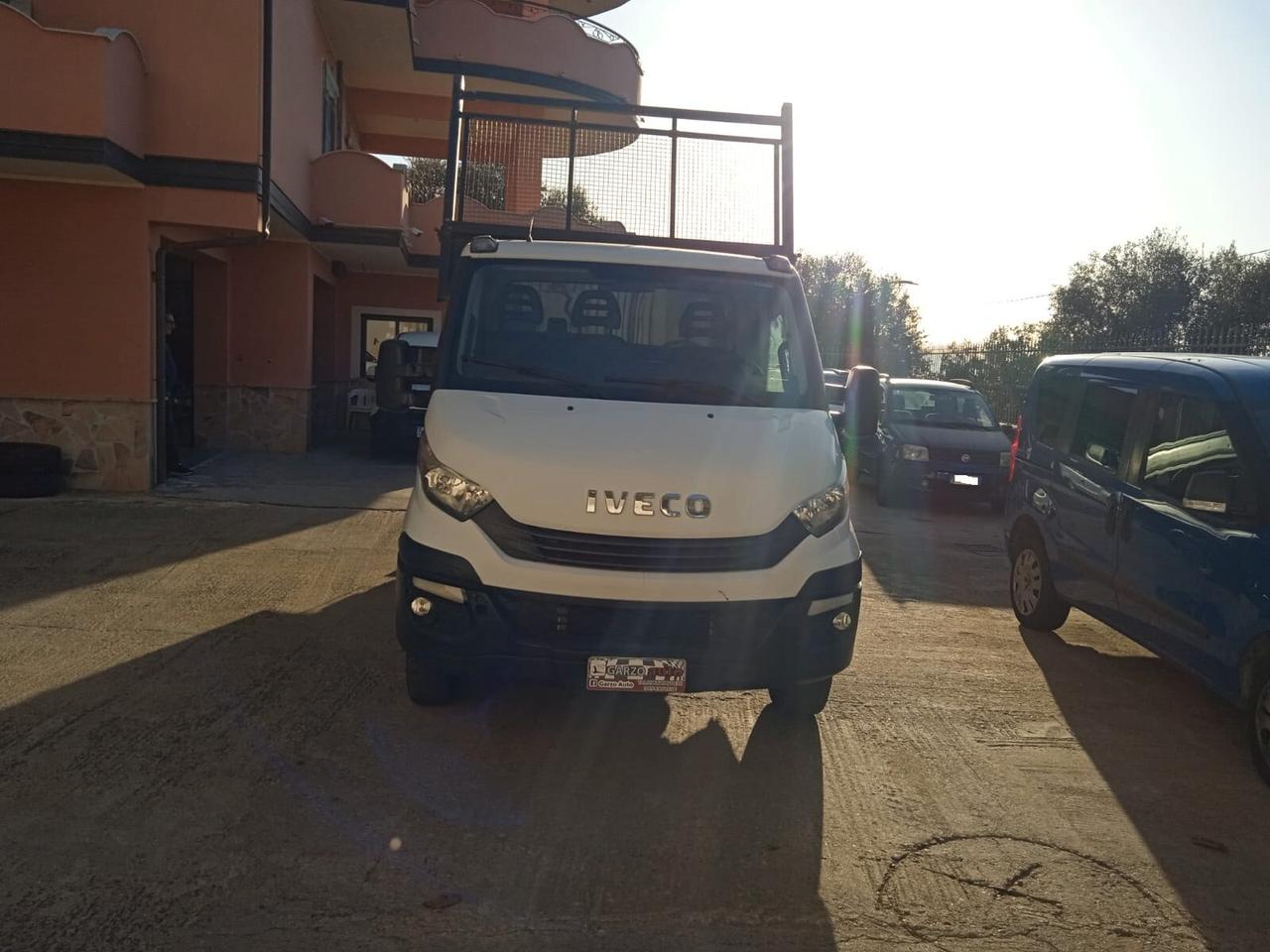 Iveco Daily 35C12 2.3 RIBALTABILE TRILATERALE