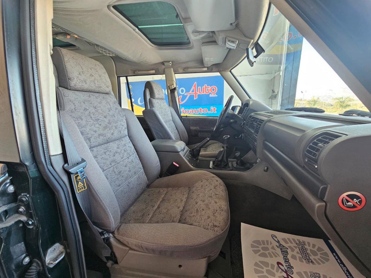 Land Rover Discovery 5 Porte Discovery 5p 2.5 td5 Luxury