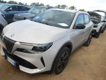 Alfa Romeo Junior BEV 156CV/115kW elettrica