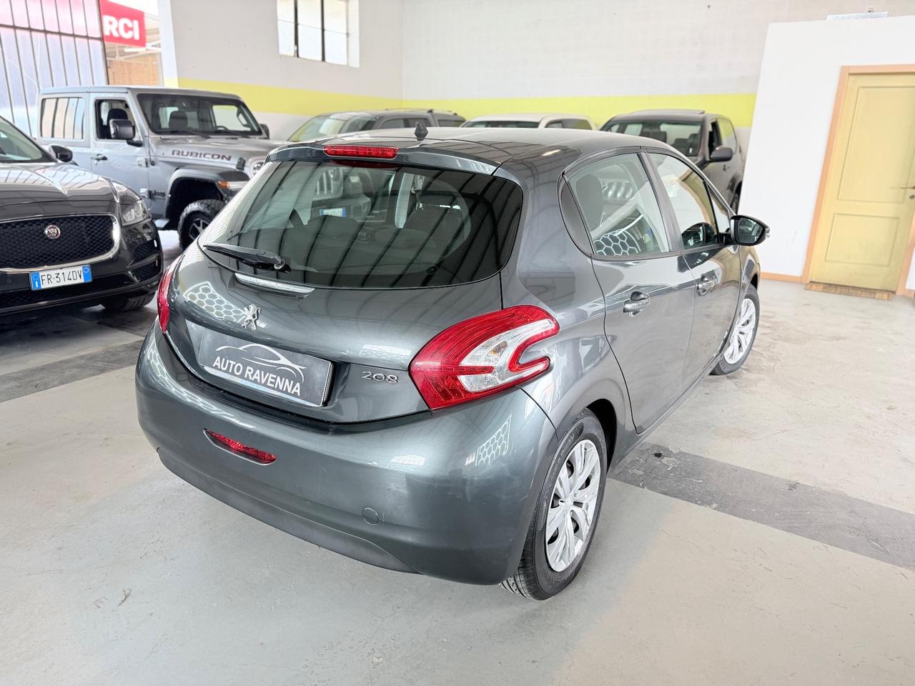 Peugeot 208 82CV GPL 2013 Neopatentati