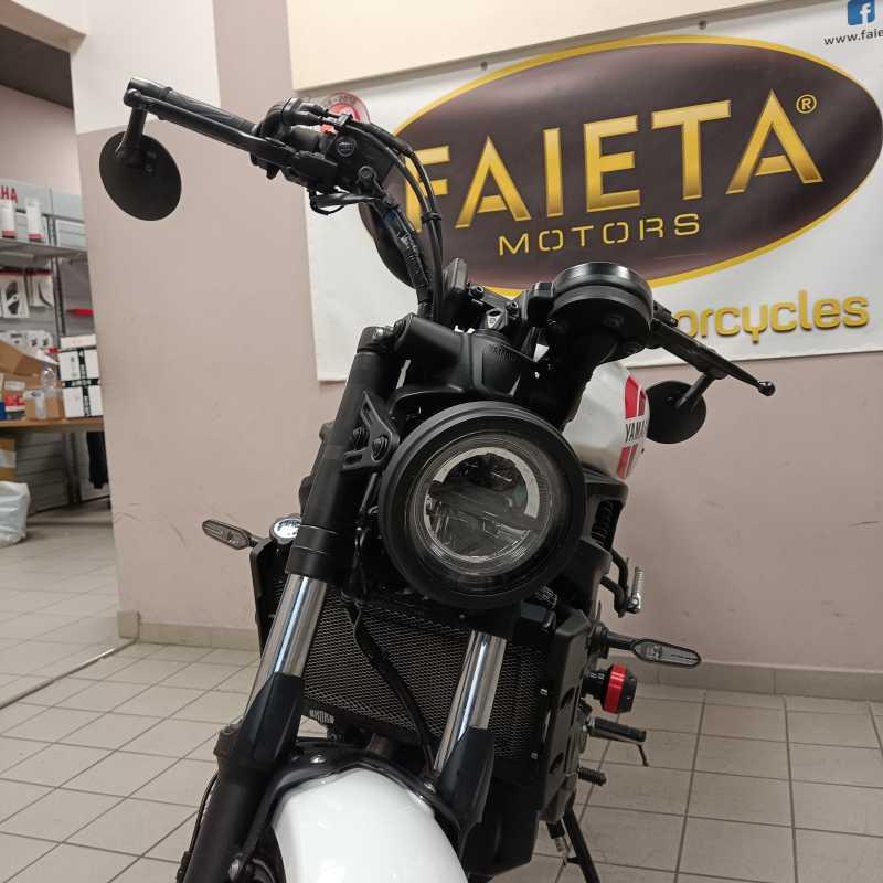 Yamaha XSR 700 - 2024