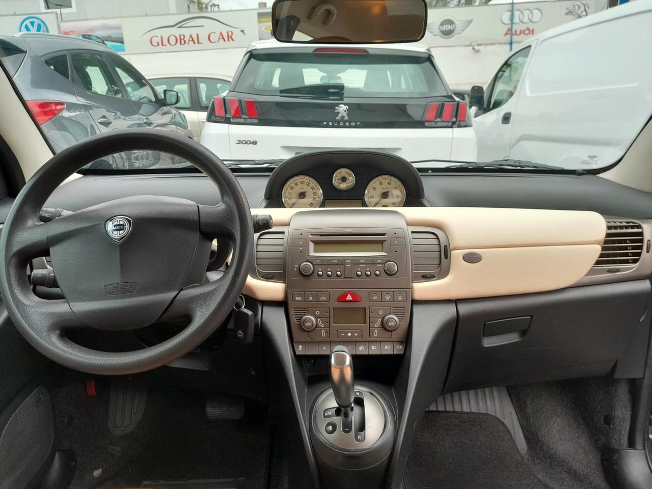 Lancia Ypsilon 1.3 Multijet Platino AUTOMATICA