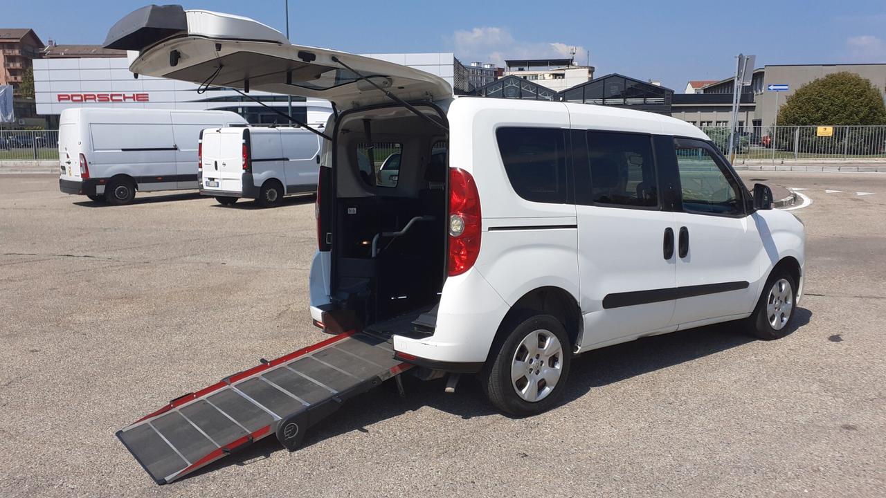 Doblò trasporto disabili ribassato Focaccia