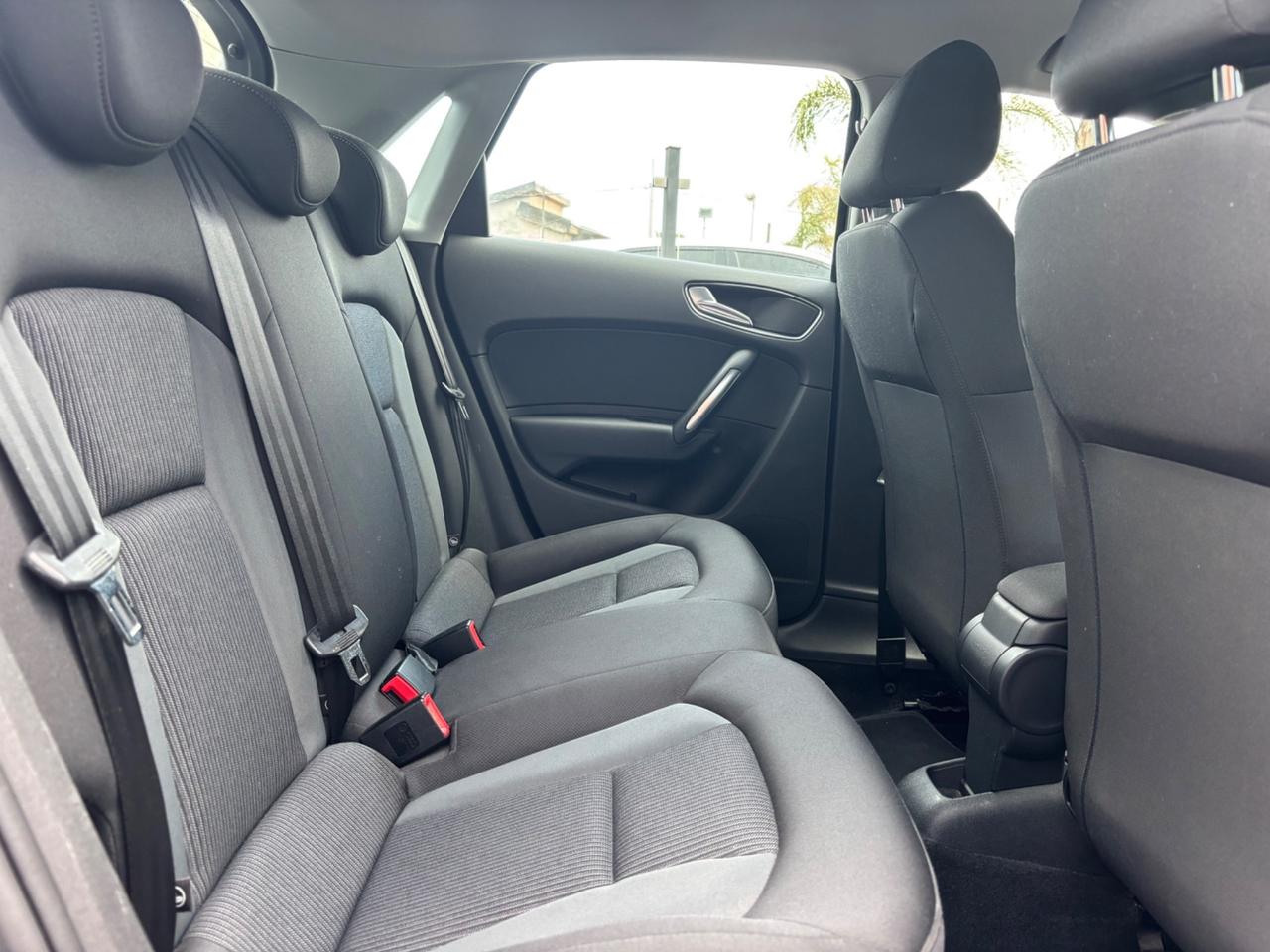 Audi A1 1.6 TDI 116 CV S tronic-2015