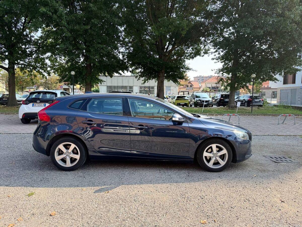Volvo V40 1.6 d2 Momentum