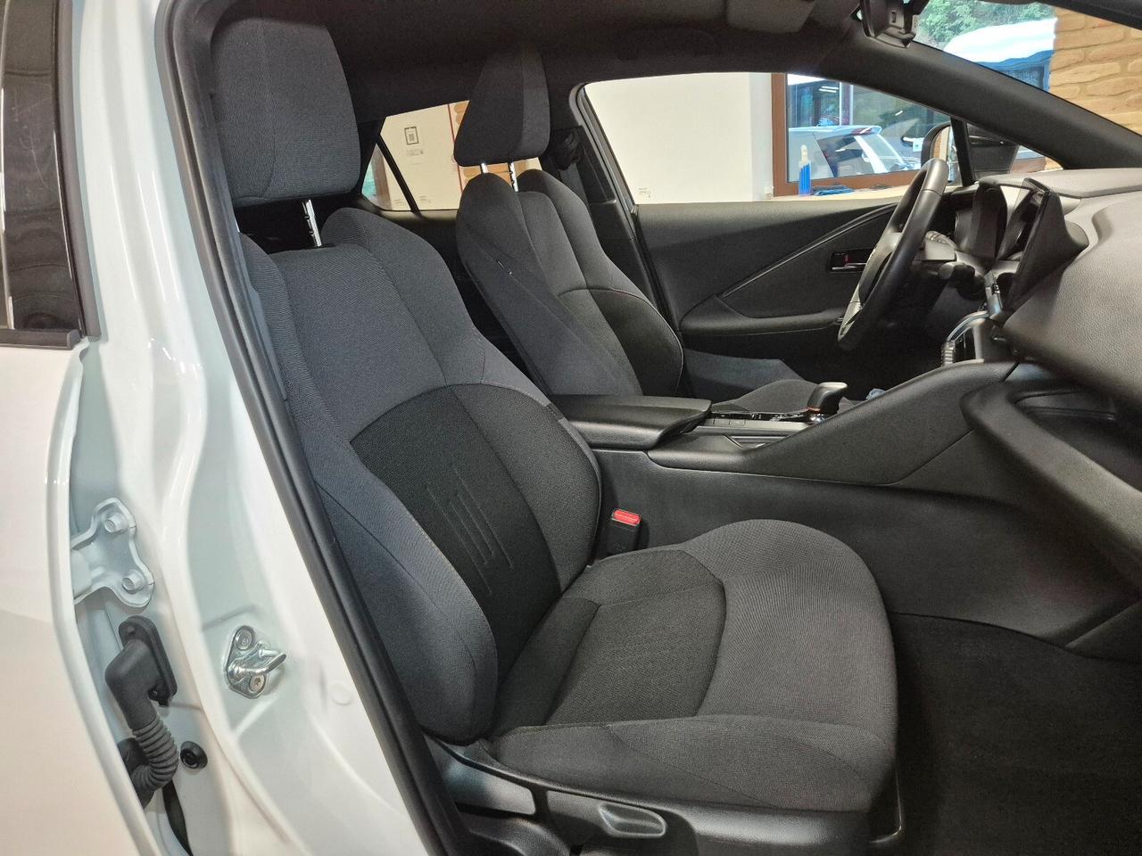 Toyota C-HR 1.8 HV Trend