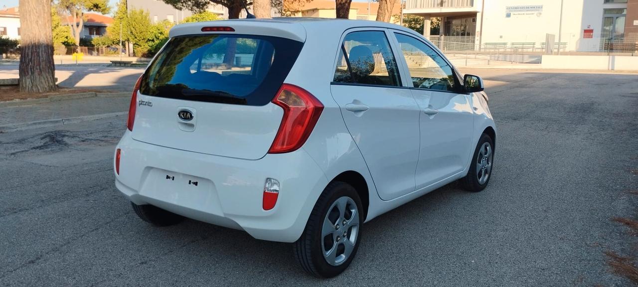 Kia Picanto 1.0 12V 5 porte Style