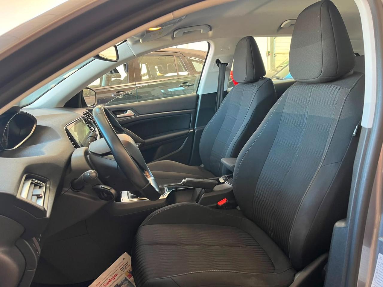 Peugeot 308 BlueHDi 120 S&S Business 2017