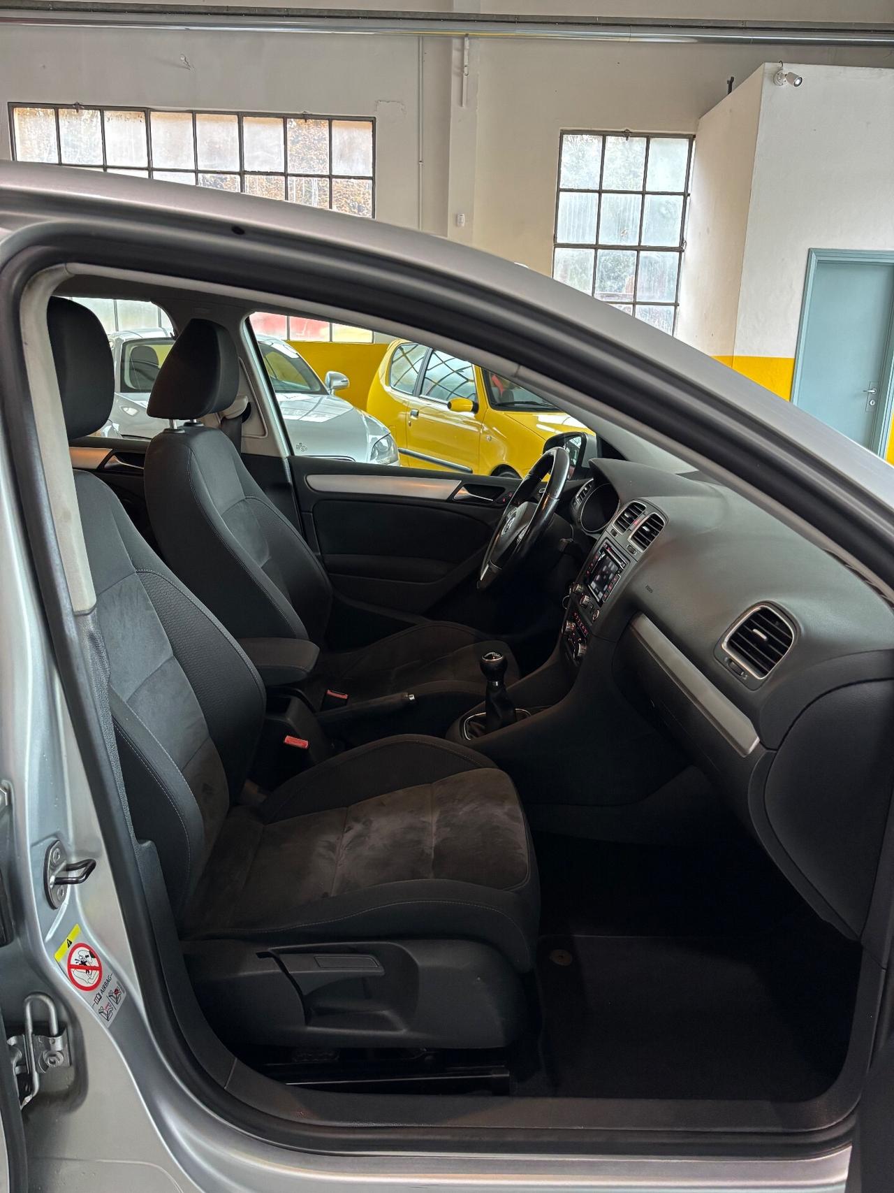 Volkswagen Golf 1.6 5p. Highline BiFuel