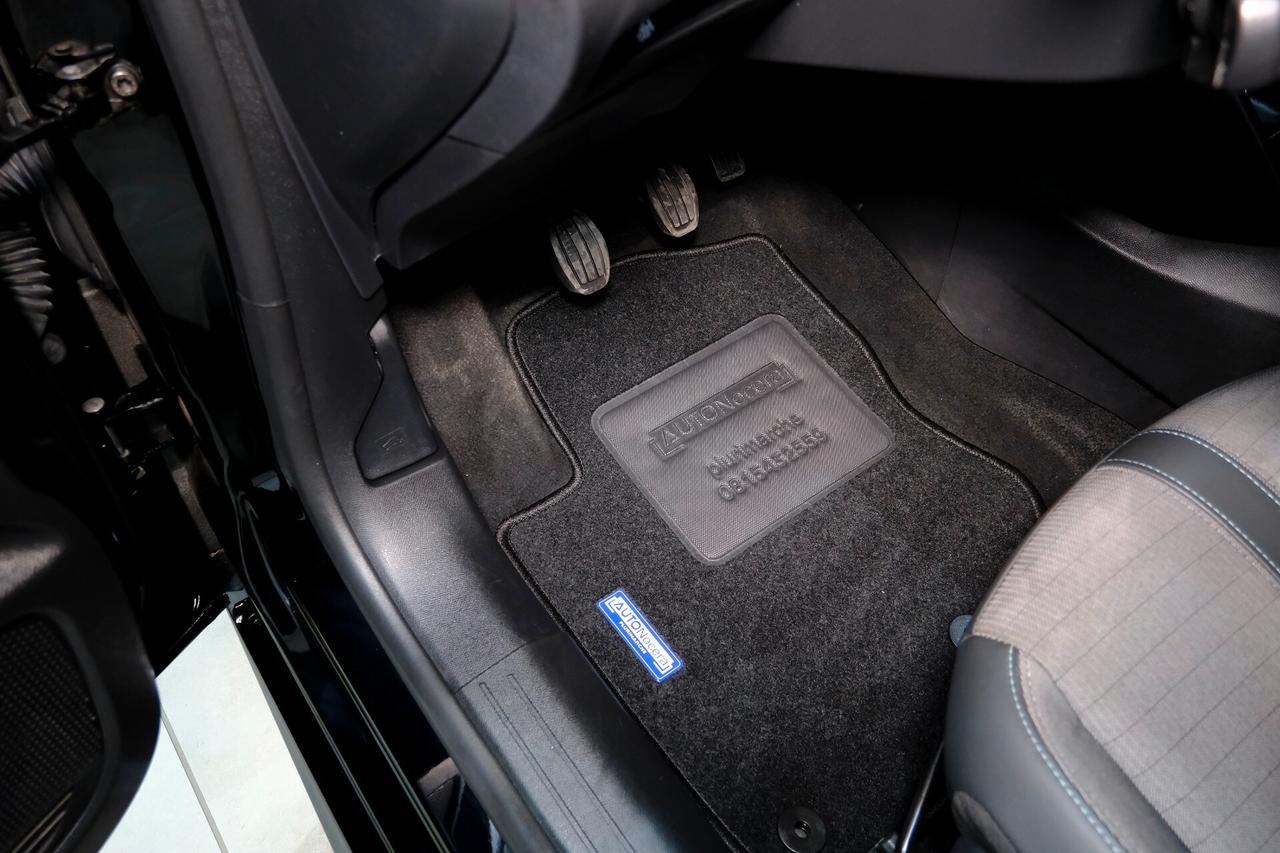 Peugeot 208 1.2T 100cv ALLURE Full LED