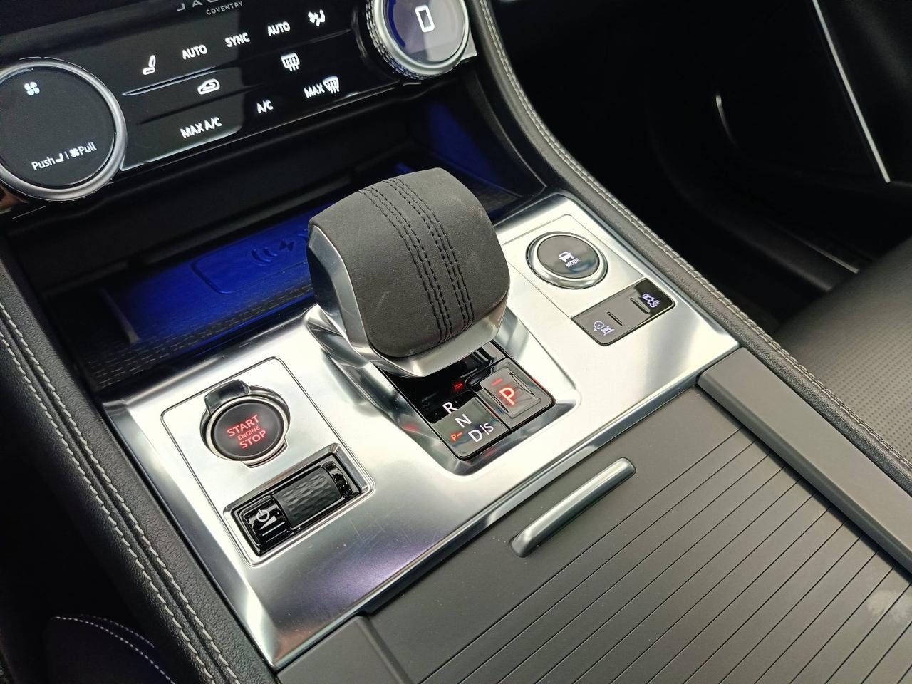 JAGUAR F-Pace 2021 - F-Pace 2.0d i4 mhev R-Dynamic HSE awd 204cv au