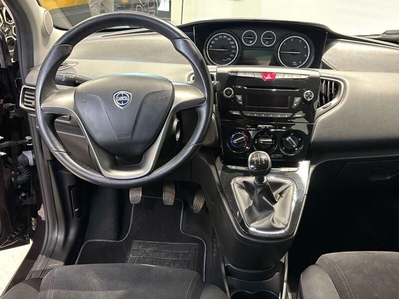 Lancia Ypsilon 1.3 MultiJet 95cv Silver