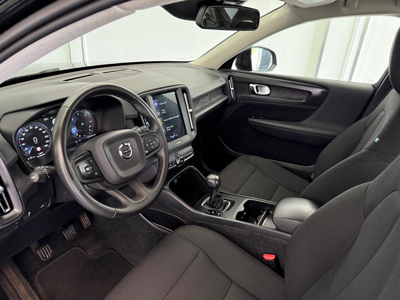 Volvo XC40 D3 AWD Momentum Core