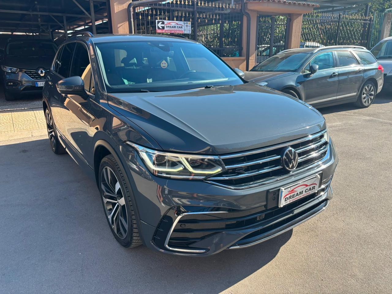 Volkswagen Tiguan 2.0 TDI 150 CV SCR DSG R-Line