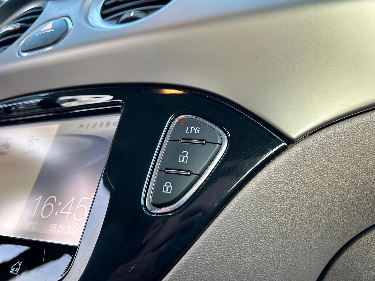 OPEL ADAM 1.4 78CV JAM GPL 2034 UNICO NEOPATENTATI