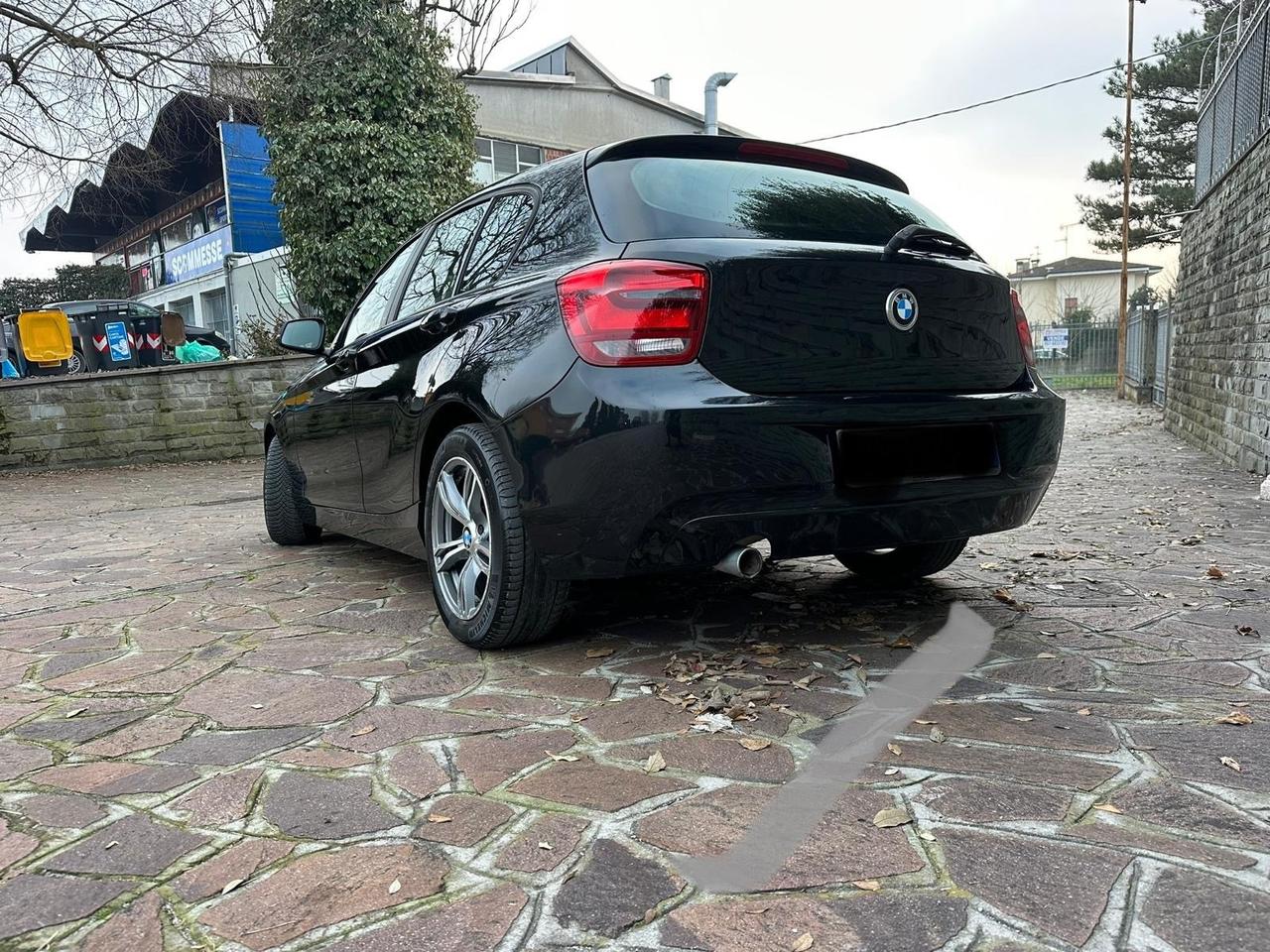 Bmw 116 116d 5p. Sport neopatentato