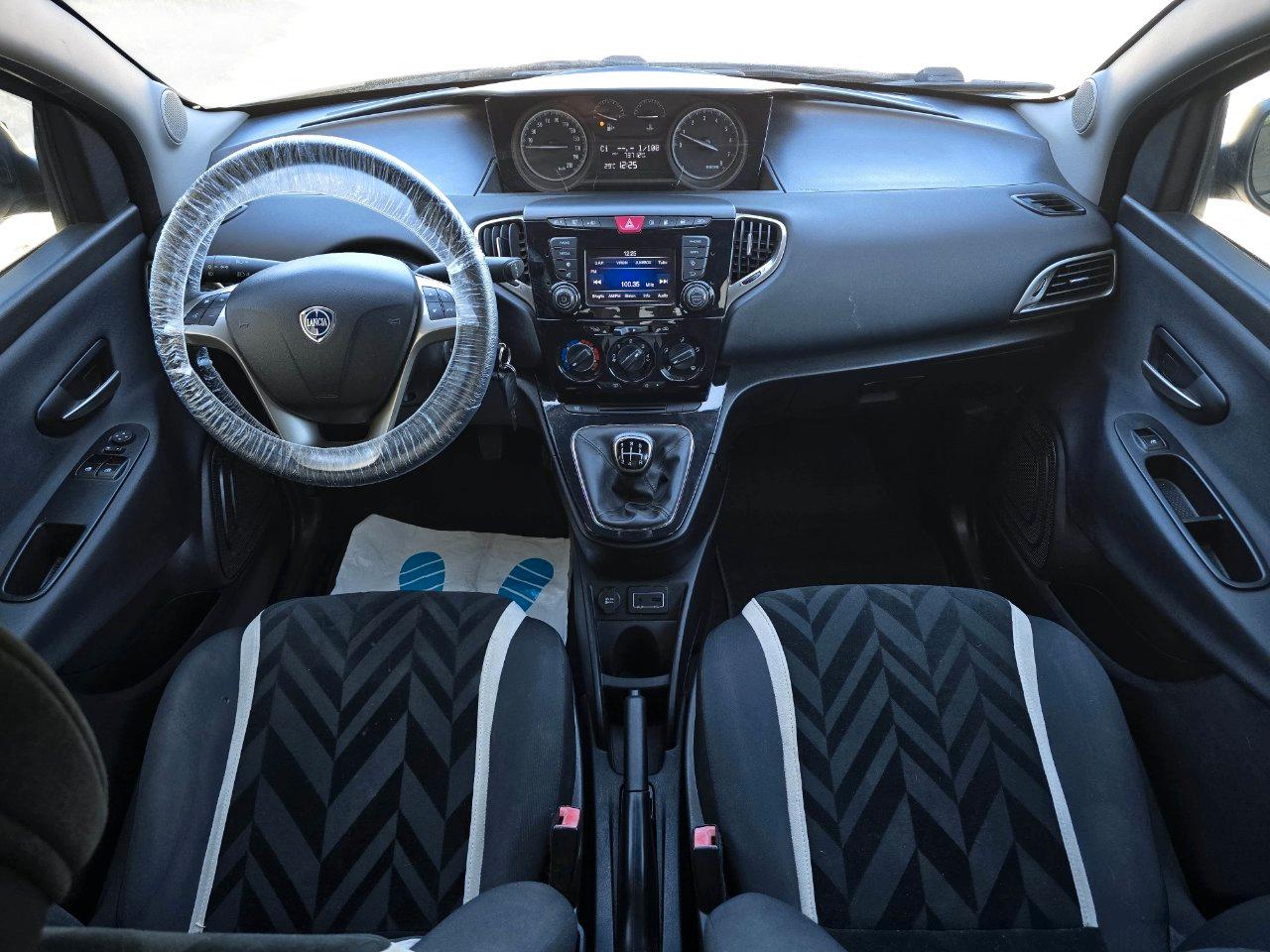 Lancia Ypsilon 5 Porte YPSILON 1.2 GOLD EURO6B 73.000KM TOUCH/B.TOOTH/NEOPATENTATI
