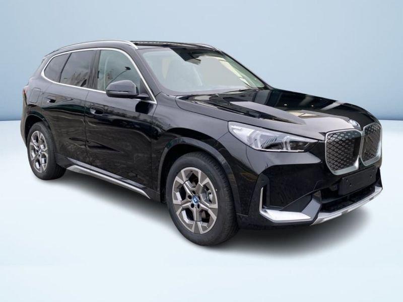 BMW iX1 eDrive20 Special Edition