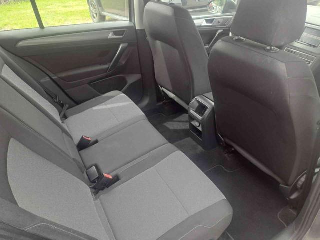 VOLKSWAGEN Golf Sportsvan Trendline