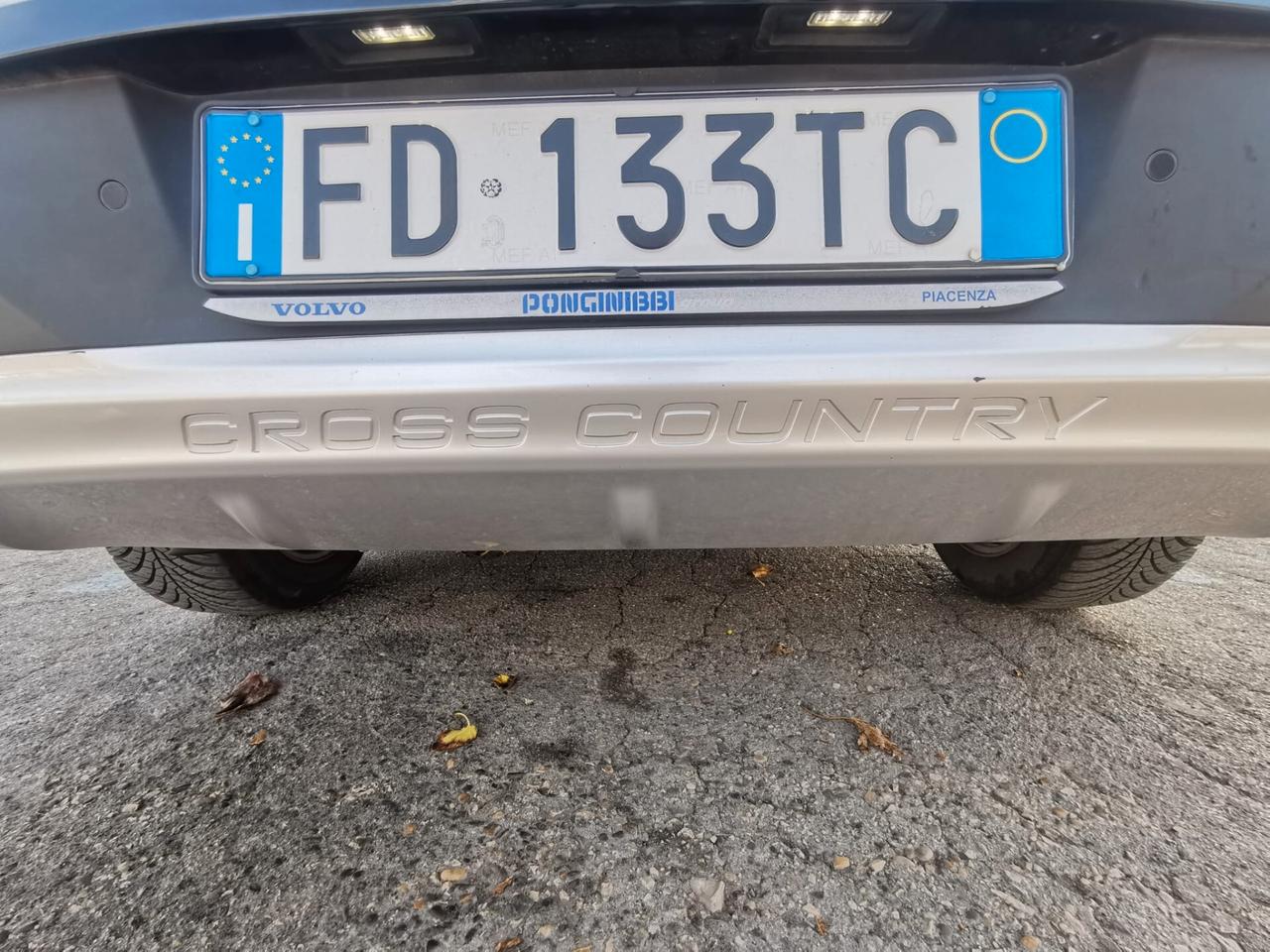 Volvo V40 Cross Country D2 Summum - 2016