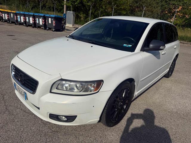 VOLVO V50 VOLVO V50 DRIVE POLAR PLUS (84 KW)